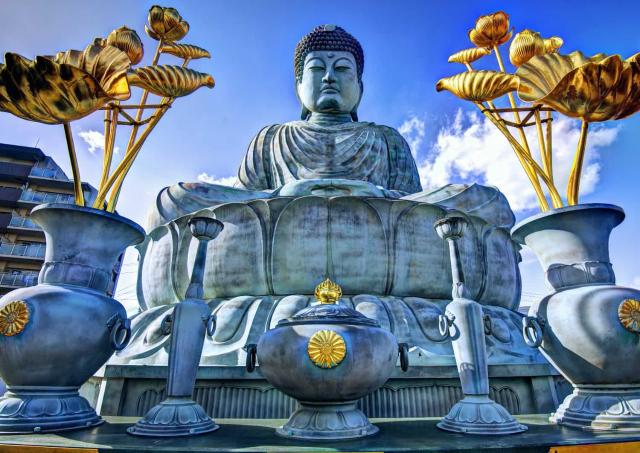 Der Grosse Buddha im Nofukuji-Tempel in Hyogo Daibutsu