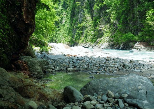 Natürliche heisse Quellen um Unazuki Onsen