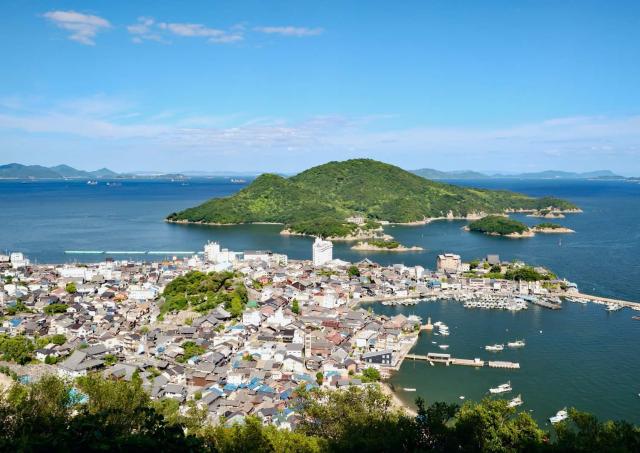 Tomonoura Bay