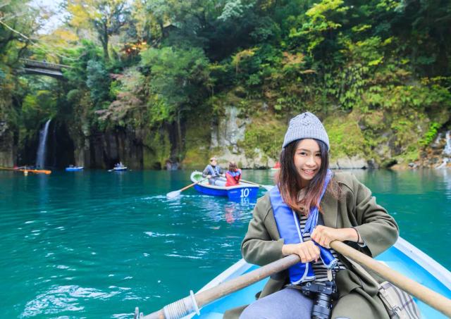 Ruderbootfahren in der Takachiho-Schlucht