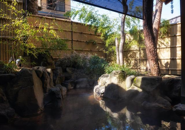 Heisse Quelle im Freien in Shibu Onsen