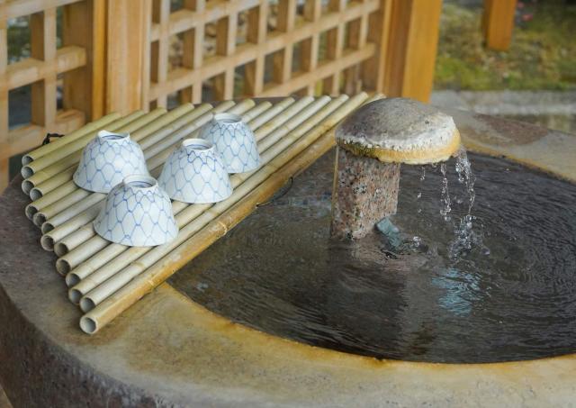 Heisse Quellen mit Trinkwasser in Kinosaki Japan