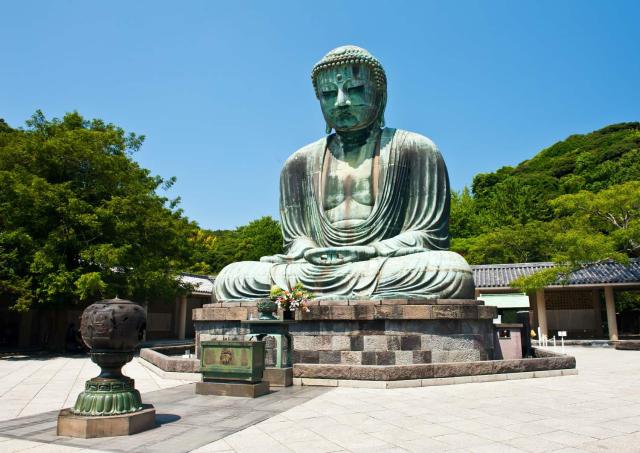 Der Grosse Buddha von Kamakura im Kotoku-in-Tempel