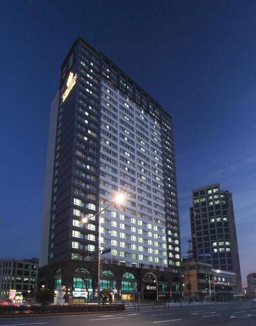 Das Hotel von aussen