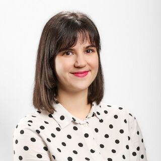 Henriett Hauer - Grafikdesignerin